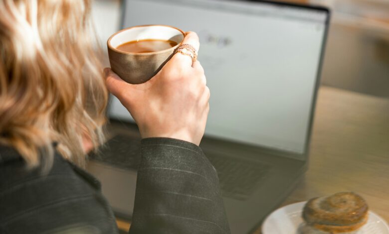 Photo of AI + Pinterest Digital Products: A Beginner Side Hustle for Creative Women in 2026